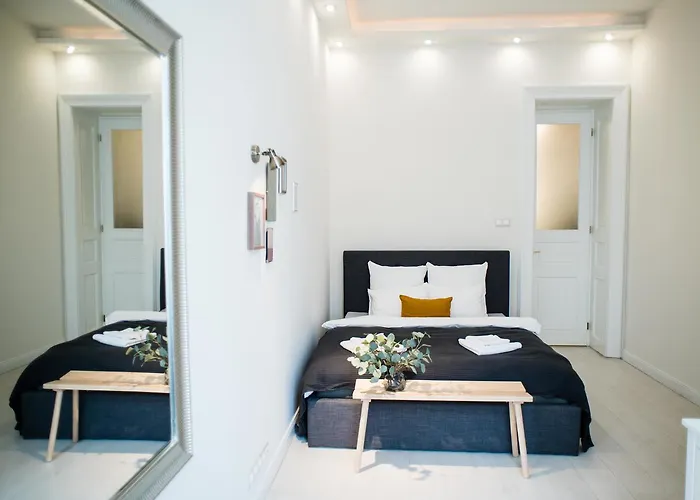 Fine Trees Budapesta