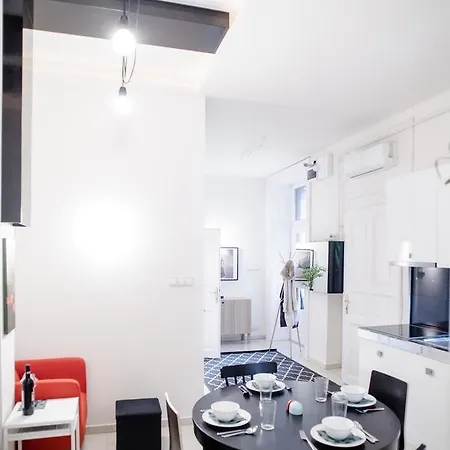 Fine Trees * Budapest